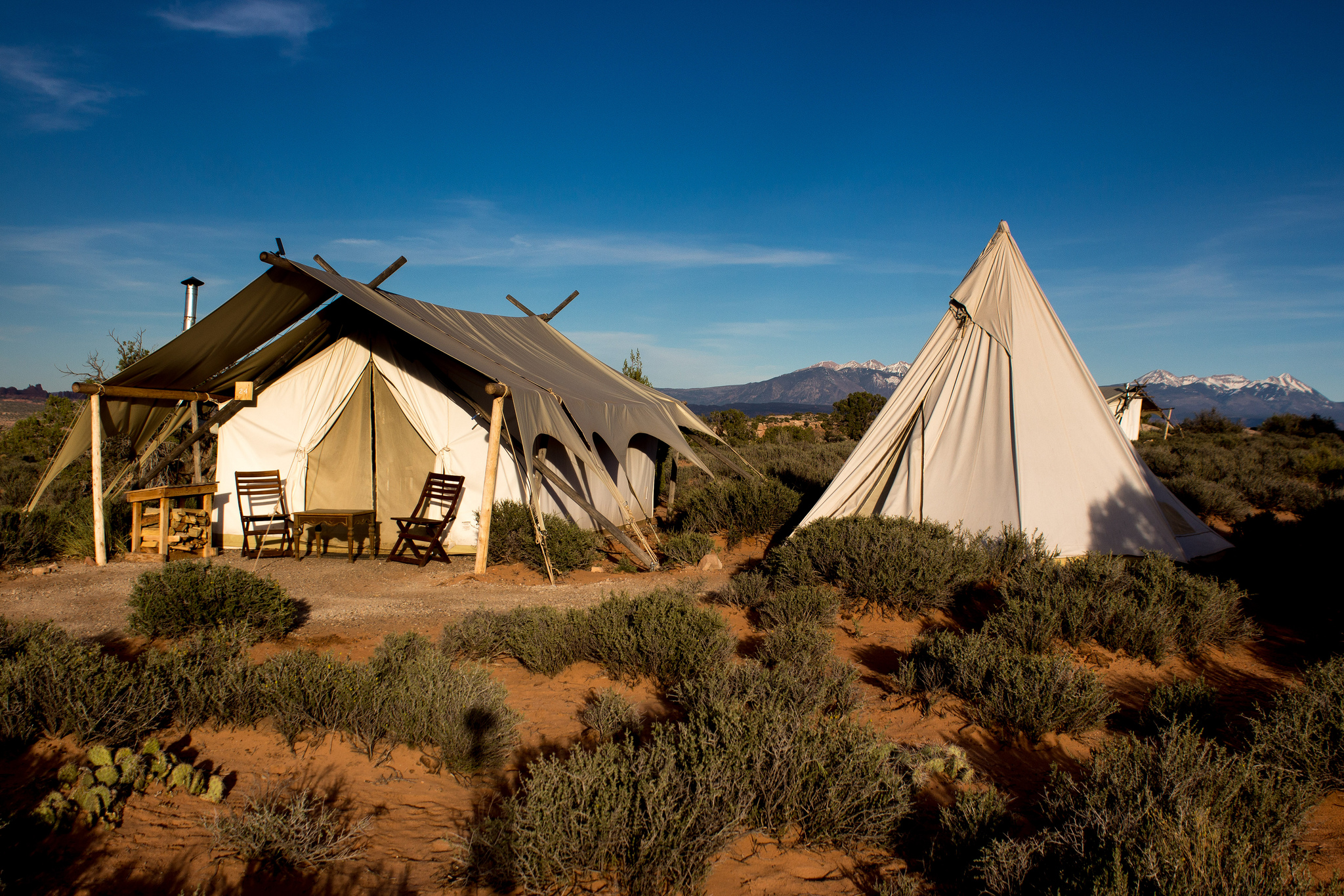 5 Best Glamping Spots For You and Your Honey (with Map and Images) - Seeker