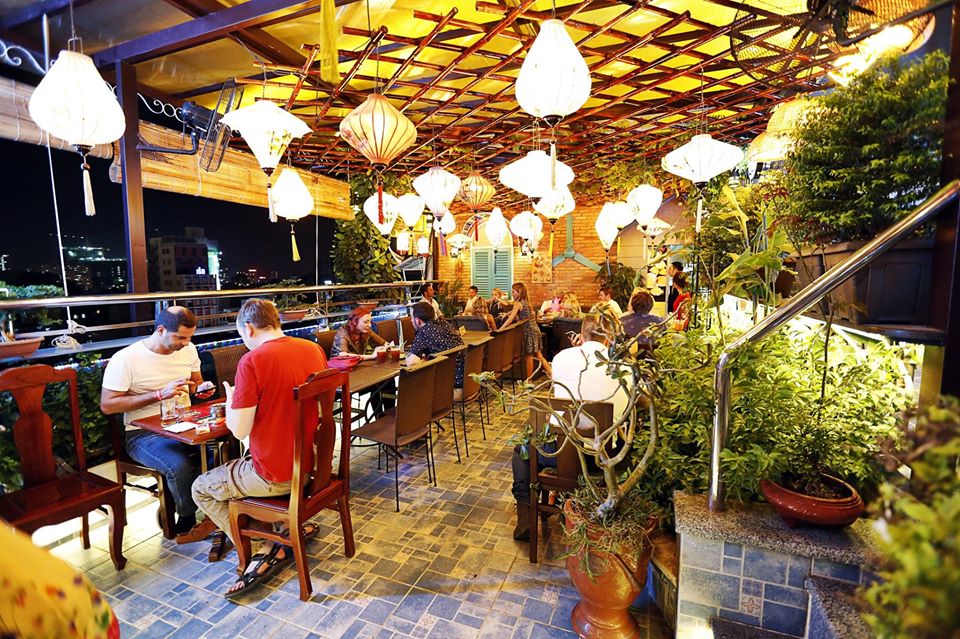 10 Rooftop Bars For The Best Views Of Ho Chi Minh City Vietnam With Map And Images Seeker